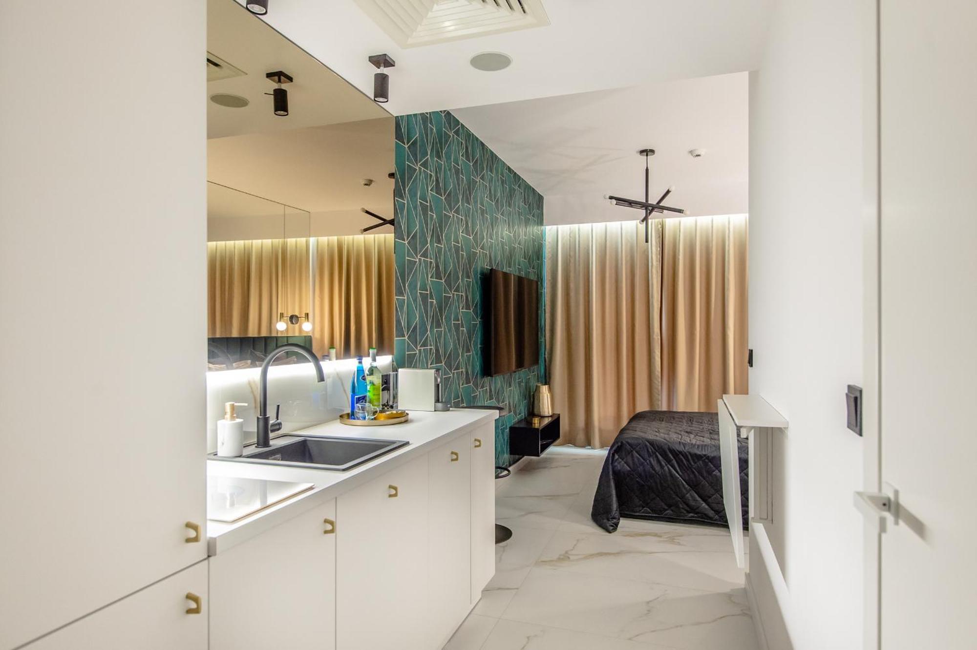 Super-Apartamenty Vip Jacuzzi III بوزنان المظهر الخارجي الصورة