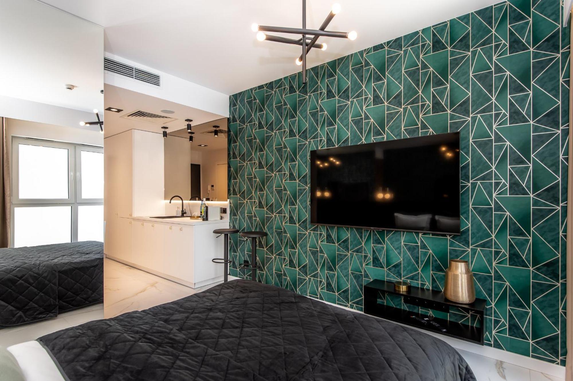 Super-Apartamenty Vip Jacuzzi III بوزنان المظهر الخارجي الصورة