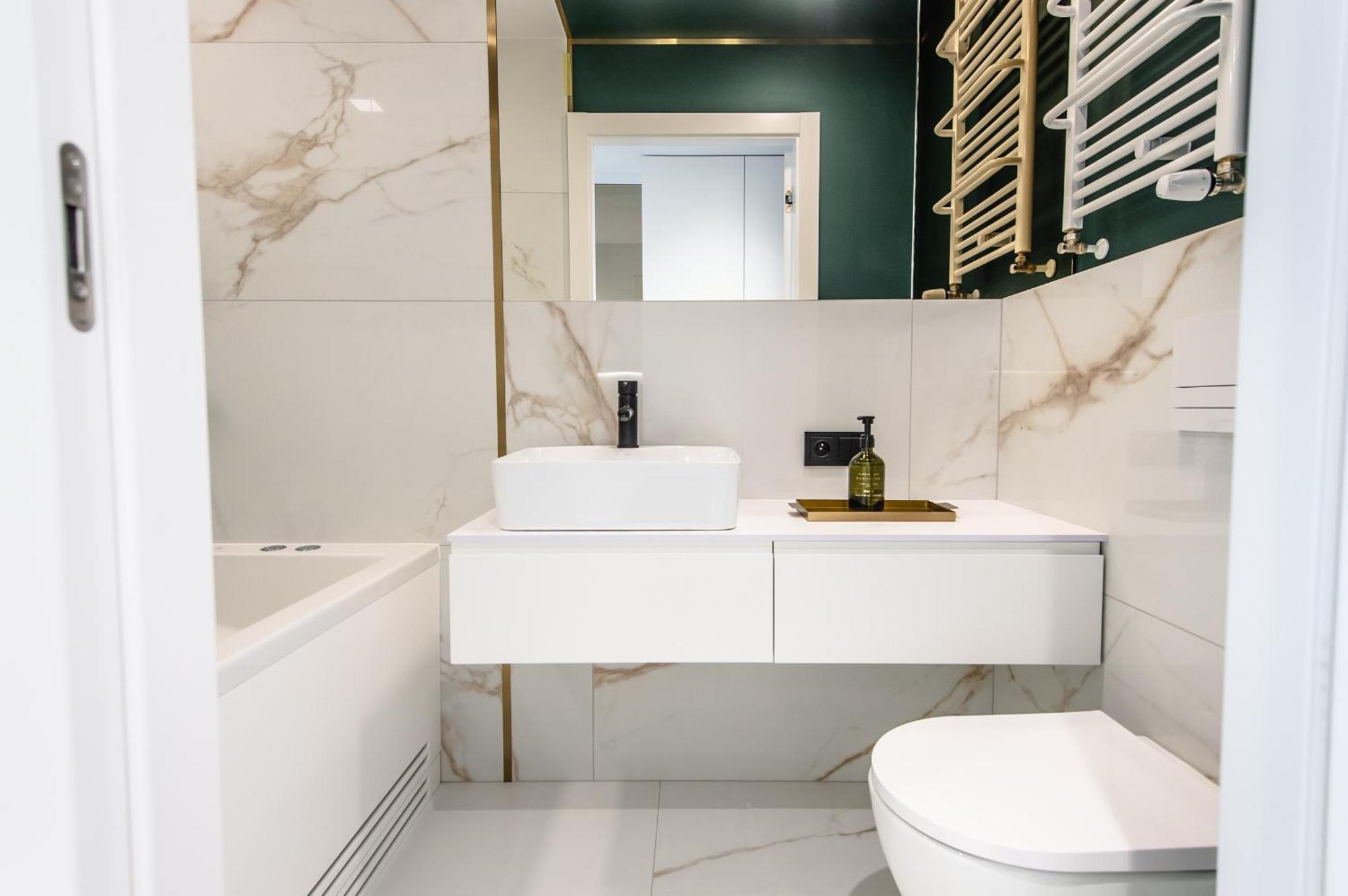 Super-Apartamenty Vip Jacuzzi III بوزنان المظهر الخارجي الصورة