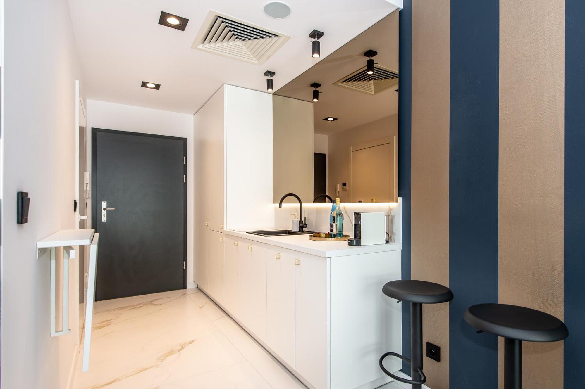 Super-Apartamenty Vip Jacuzzi III بوزنان المظهر الخارجي الصورة